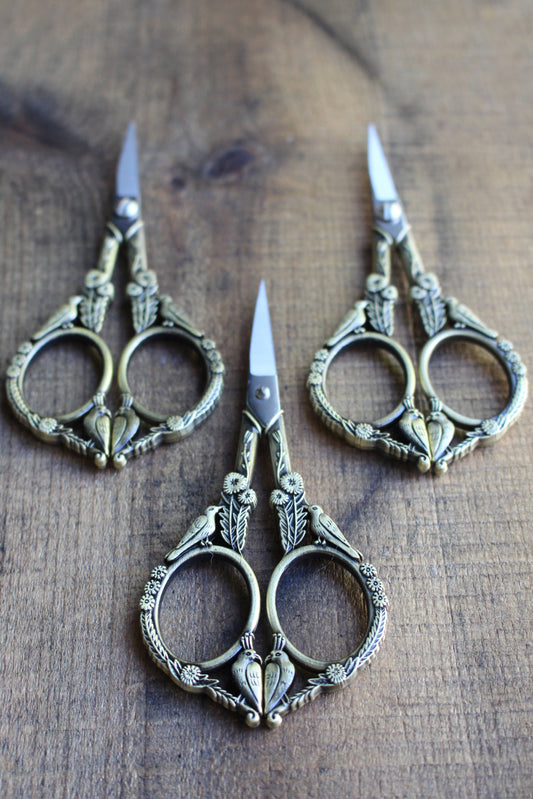 Feathered Friends Scissors - Antique Gold