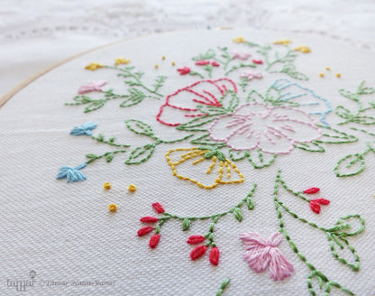 Bouquet of Flowers Embroidery Kit
